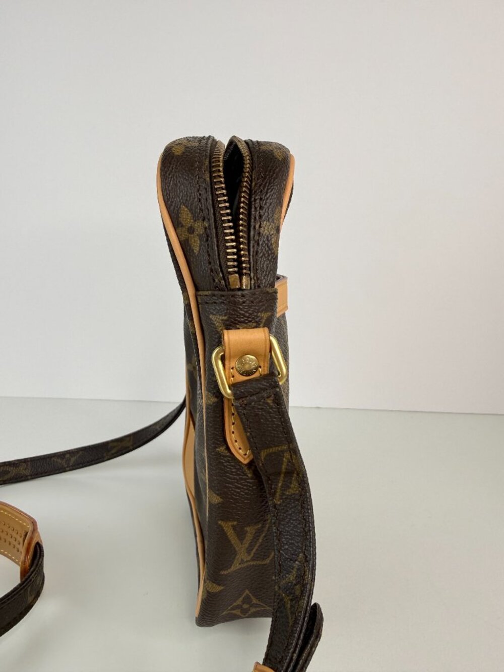 louis vuitton danube monogram - Picture 6 of 13